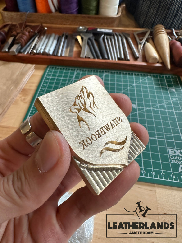 Custom Logo Stamp On Leather Or Other Material/Op Maat Gemaakte Stempel Voor Leer Of Andere